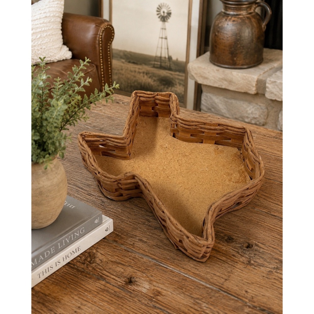 Vintage Vine Tique Texas Shaped Wicker Basket Cork Bottom USA Western Decor